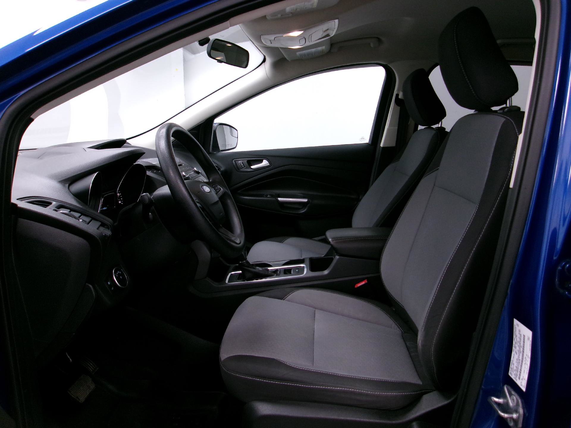 Used 2018 Ford Escape SE image 7