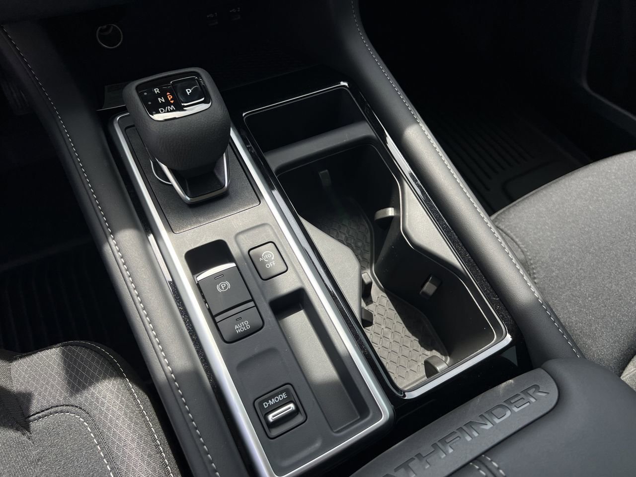 New 2026 Nissan Pathfinder SV image 12