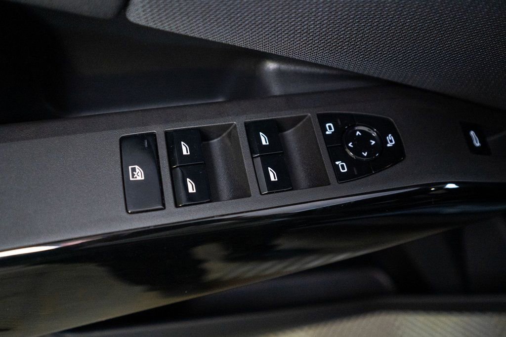 New 2026 BMW X3 xDrive30 w/ Convenience Package image 13