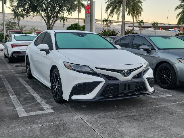 Used 2023 Toyota Camry SE