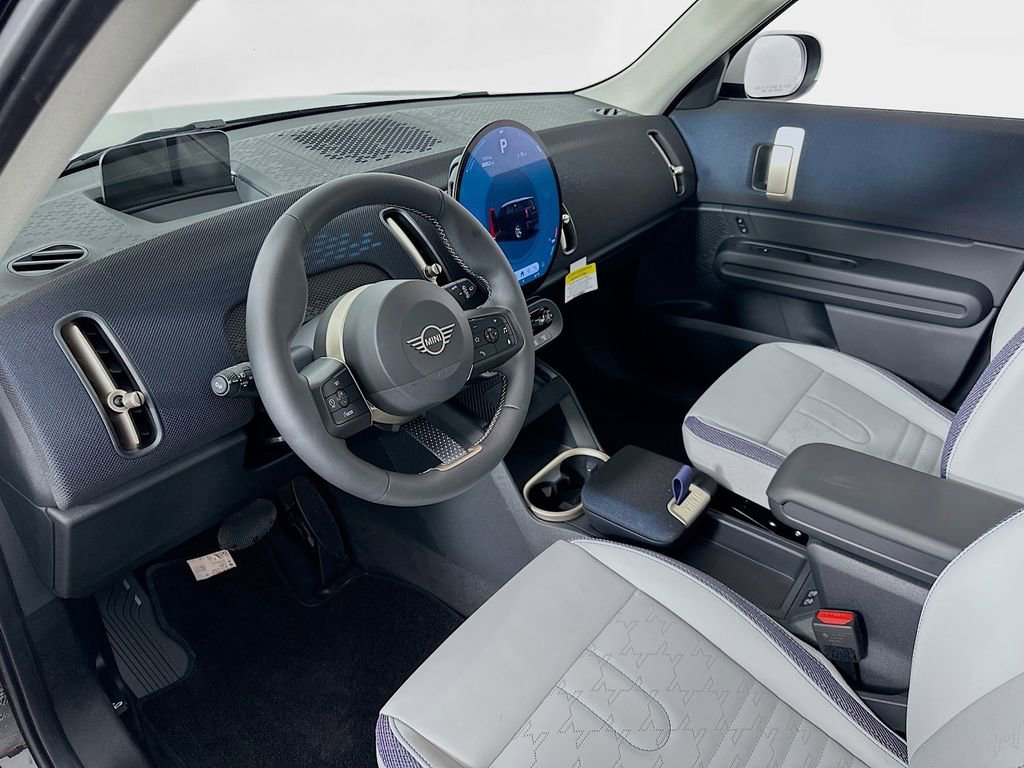 Certified 2025 MINI Cooper Countryman S image 9