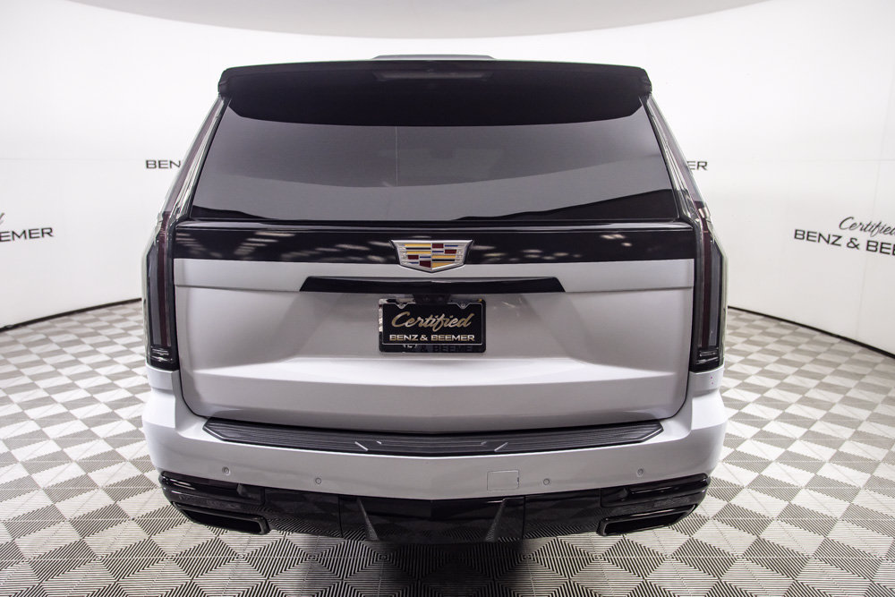 Used 2026 Cadillac Escalade ESV Sport w/ Touring Package AWD/4WD image 7