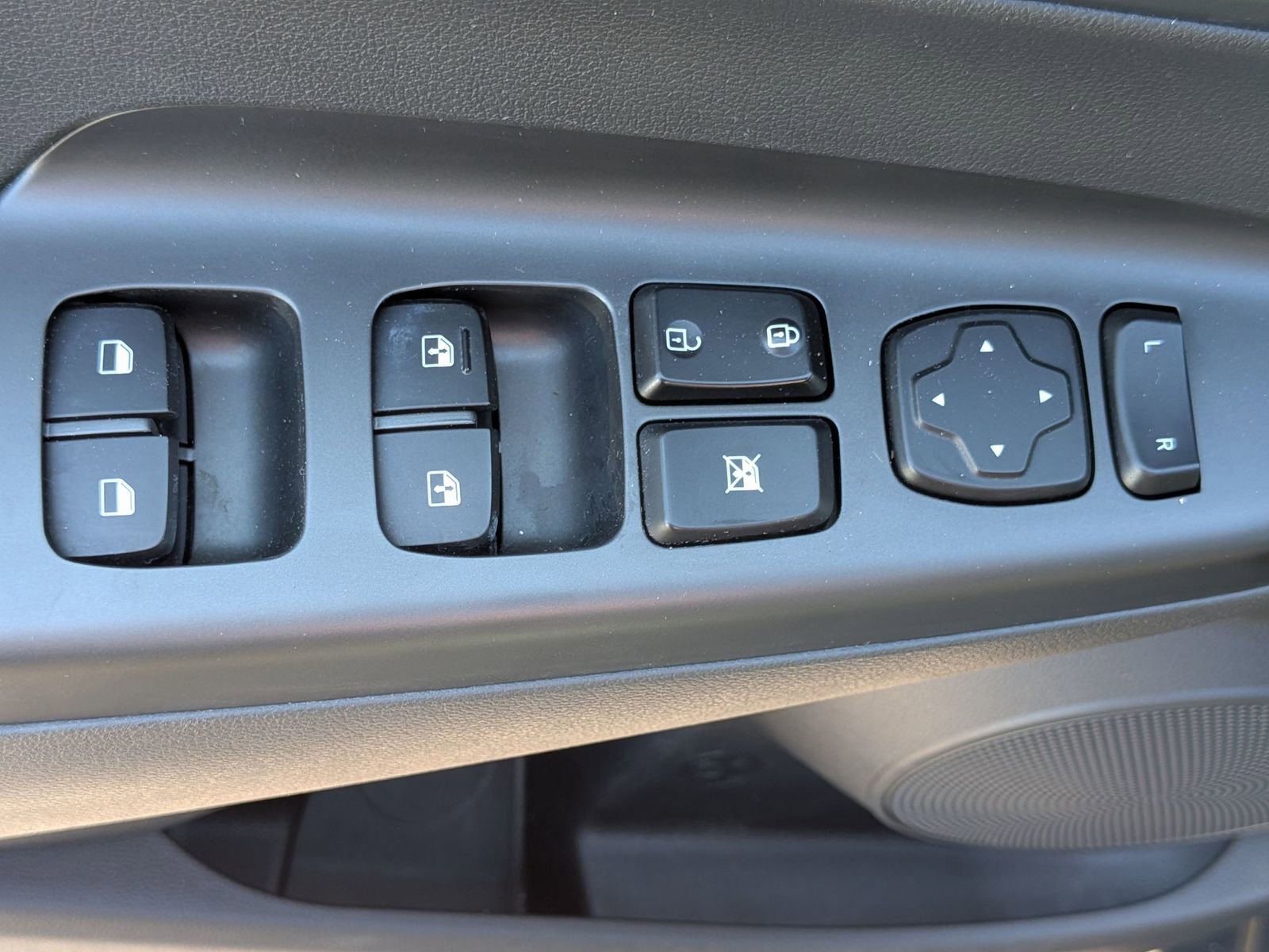 Used 2022 Hyundai Kona SEL w/ Convenience Package AWD/4WD image 14