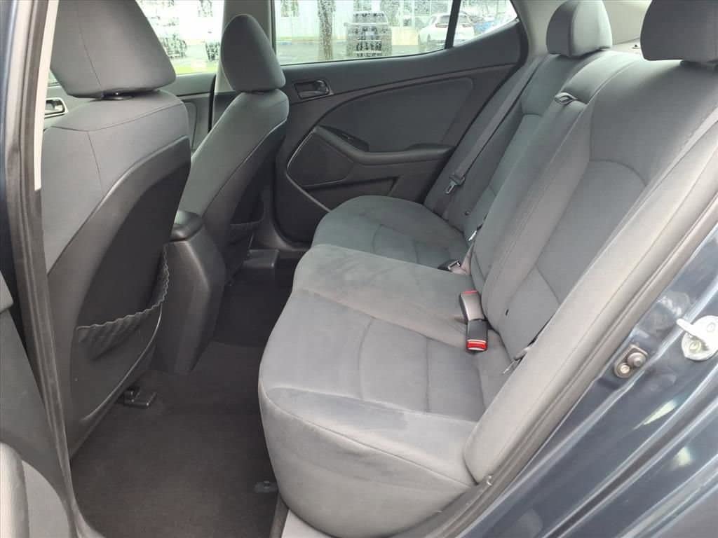 Used 2015 Kia Optima LX FWD image 18