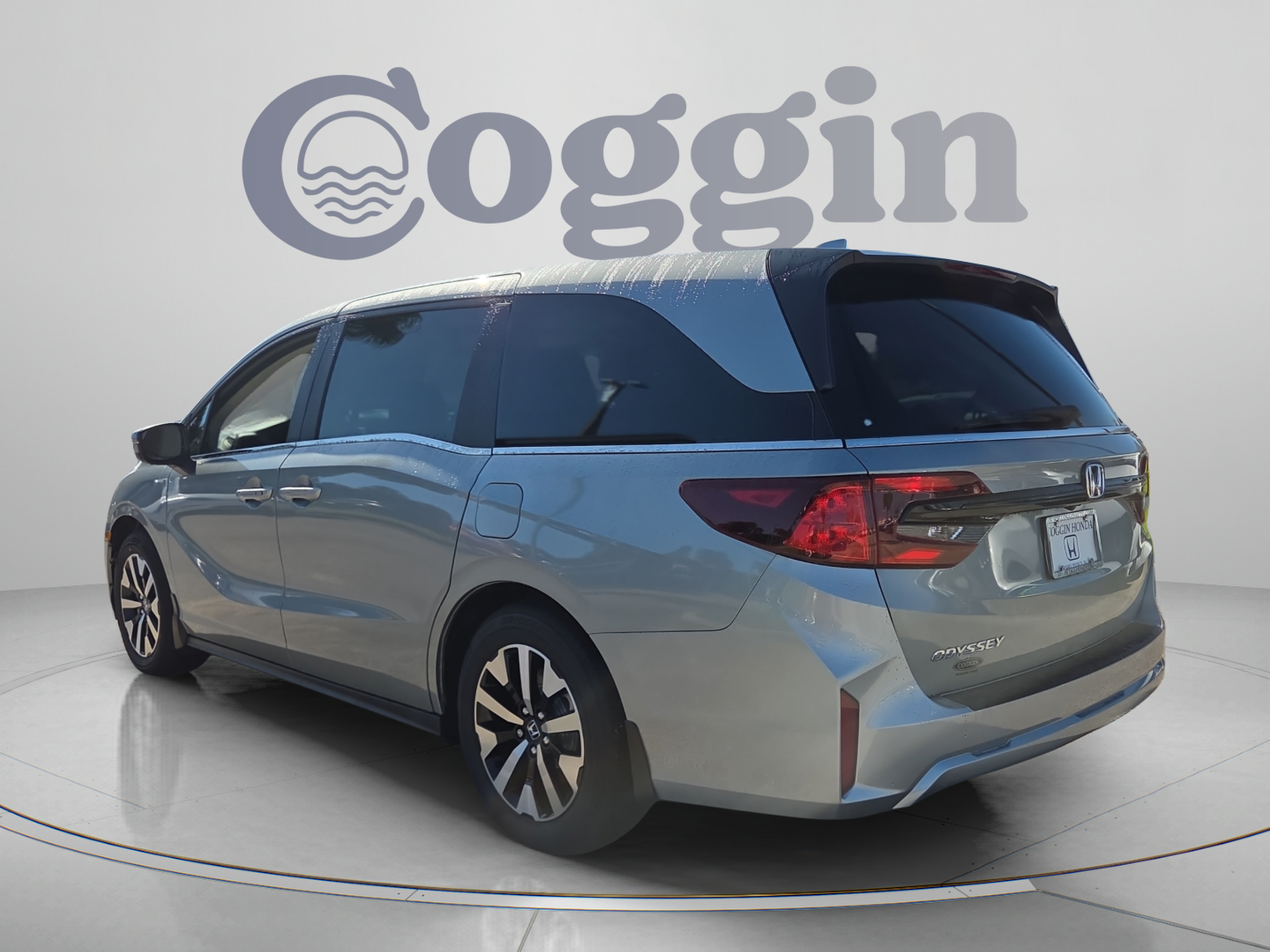 New 2026 Honda Odyssey EX-L image 3