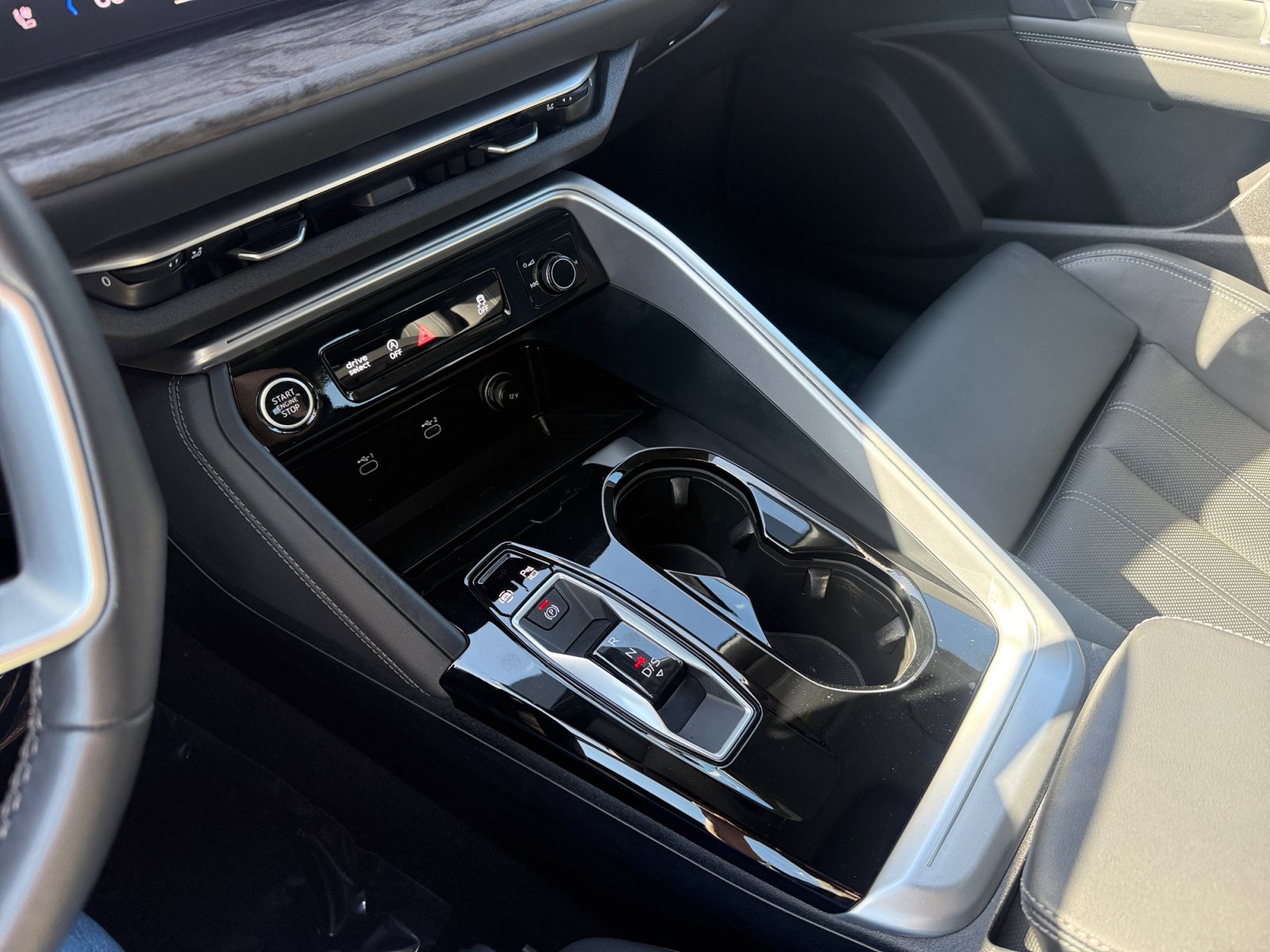 Certified 2025 Audi Q5 Premium AWD/4WD image 13