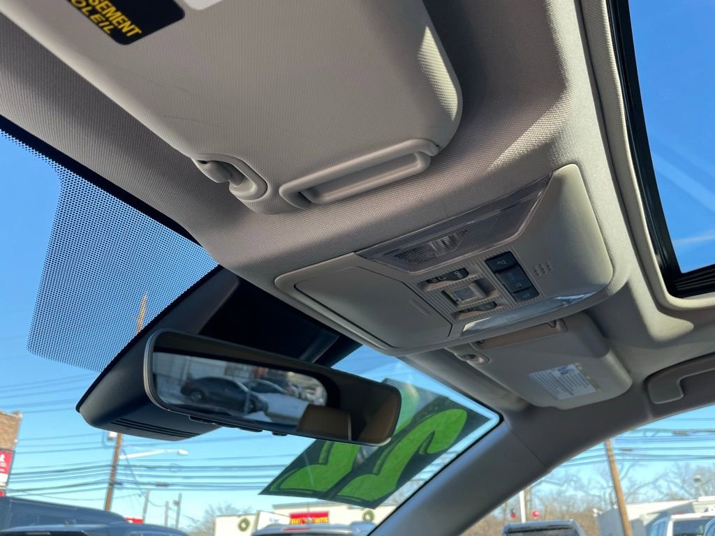 Used 2022 Toyota RAV4 Limited w/ Limited Grade Weather Package image 23