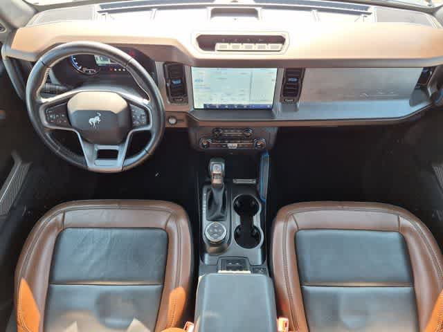 Used 2023 Ford Bronco Outer Banks w/ Sasquatch Package AWD/4WD image 15