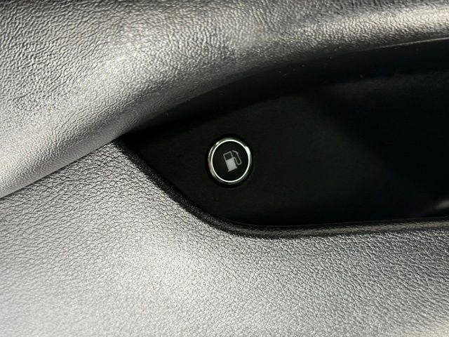 Used 2022 Chrysler Pacifica Touring-L image 30