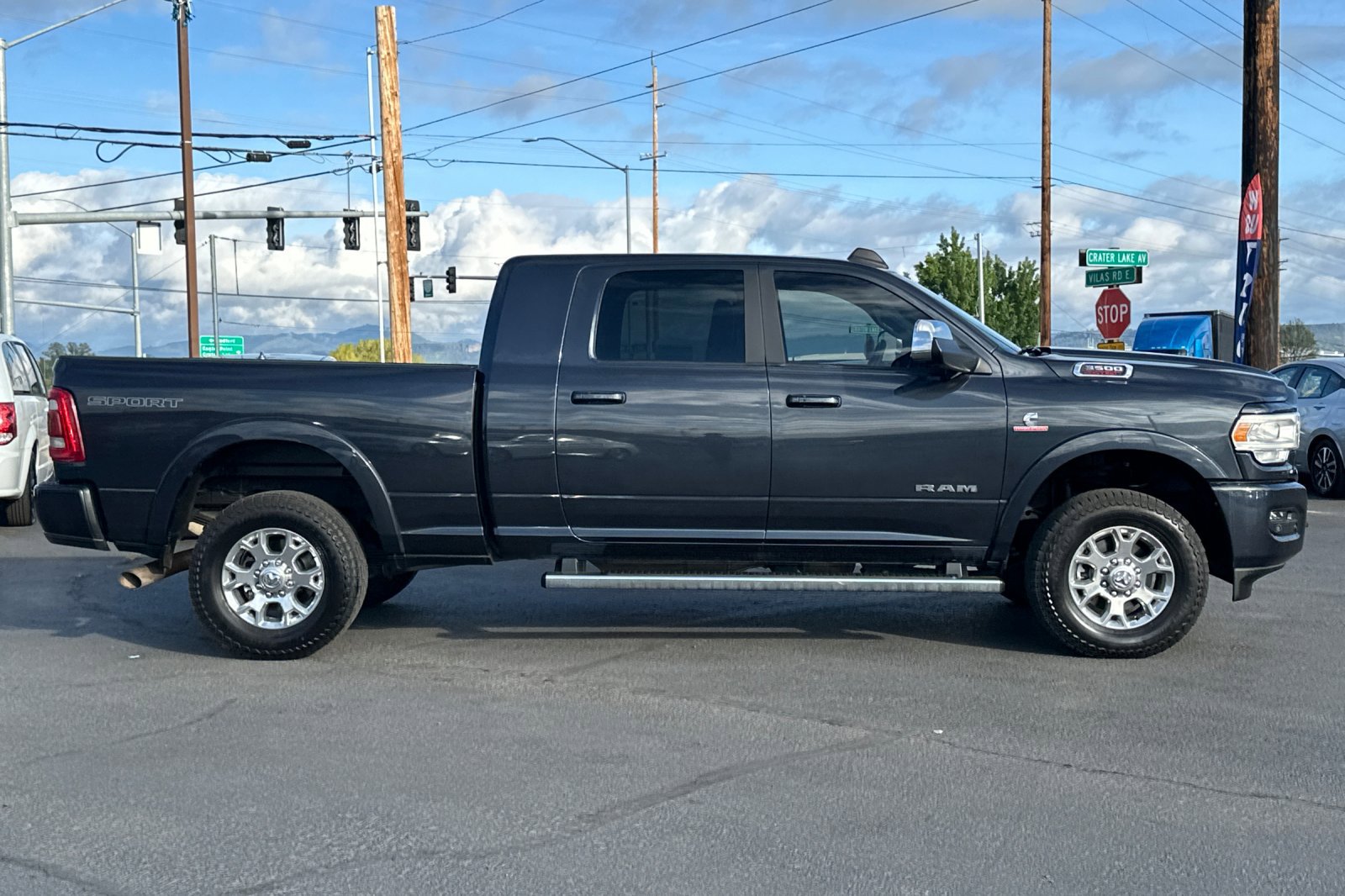 Used 2021 RAM 3500 Laramie AWD/4WD image 3
