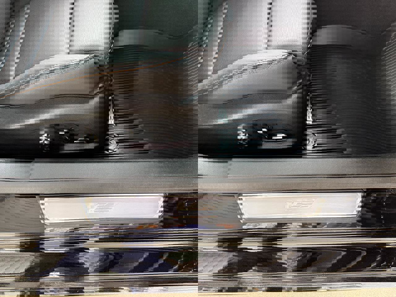 Used 2023 Cadillac CT5 V w/ Premium Package image 38