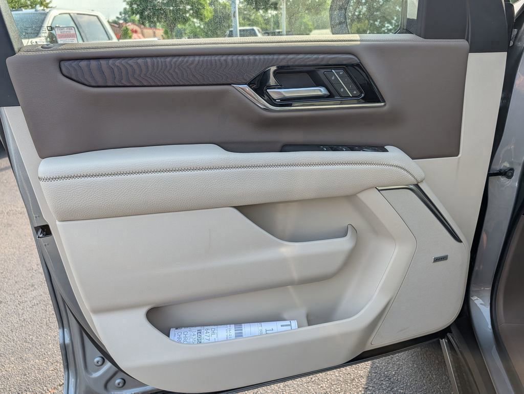 New 2026 GMC Yukon Denali AWD/4WD image 15