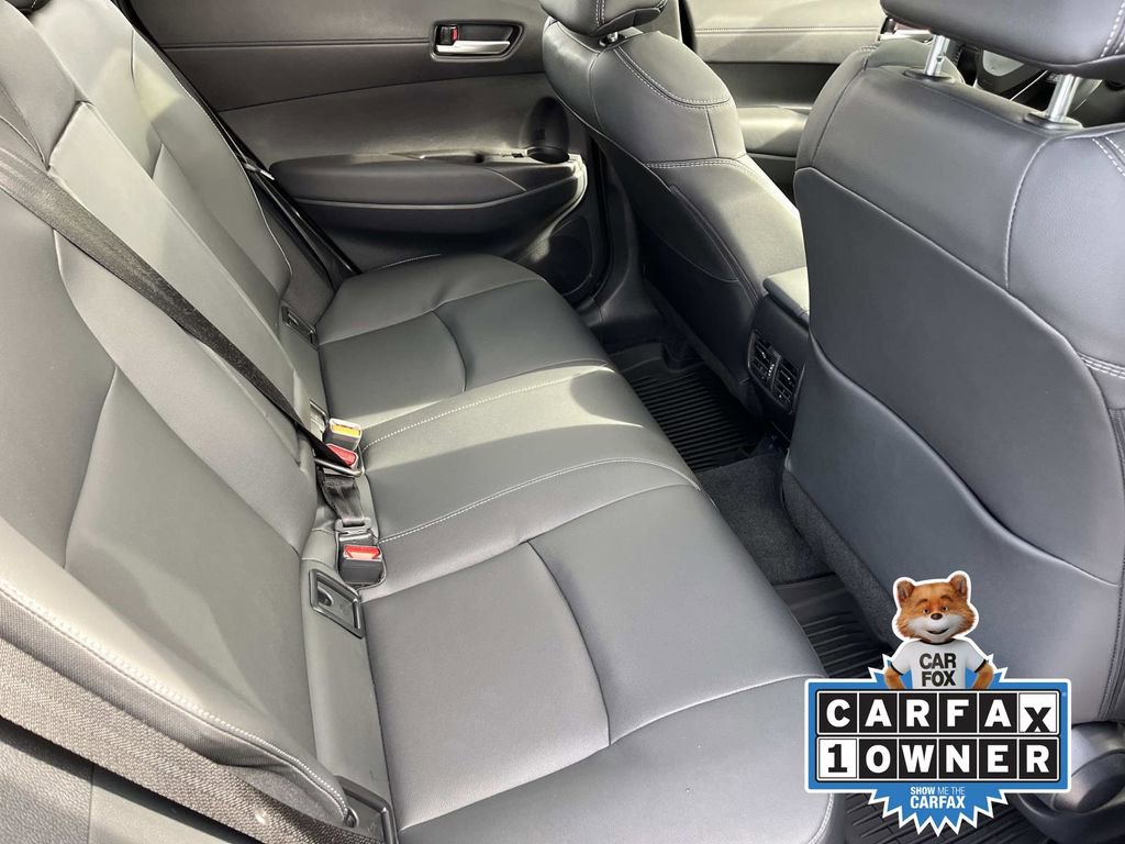 Used 2025 Toyota Corolla Cross XLE w/ Convenience Package image 21