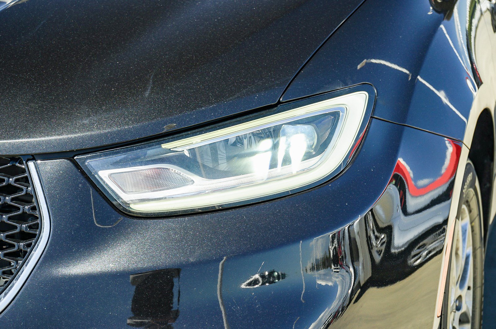 Used 2023 Chrysler Pacifica Touring-L FWD image 8