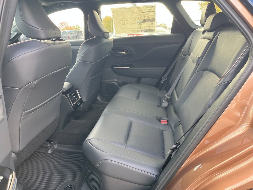 New 2025 Toyota Crown Signia image 25