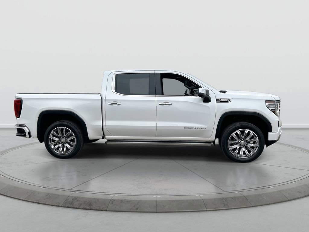 Used 2023 GMC Sierra 1500 Denali w/ Denali Reserve Package AWD/4WD image 9