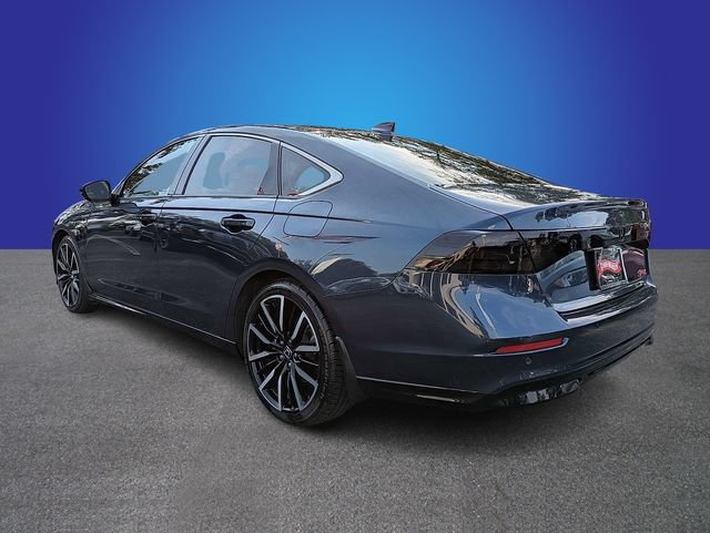 Used 2023 Honda Accord Touring image 3