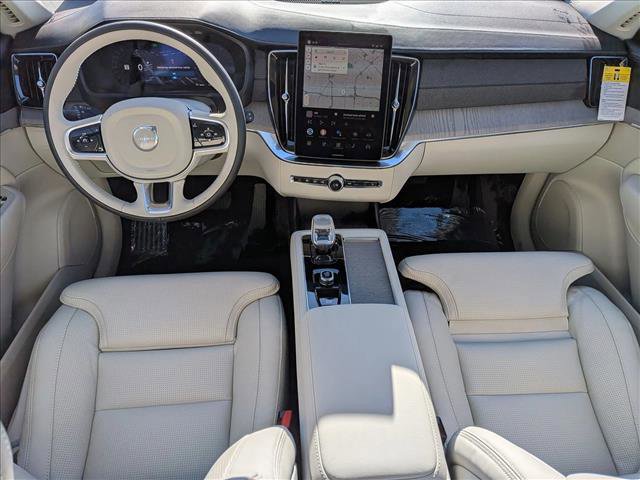 New 2026 Volvo XC90 B6 Ultra w/ Protection Package image 16