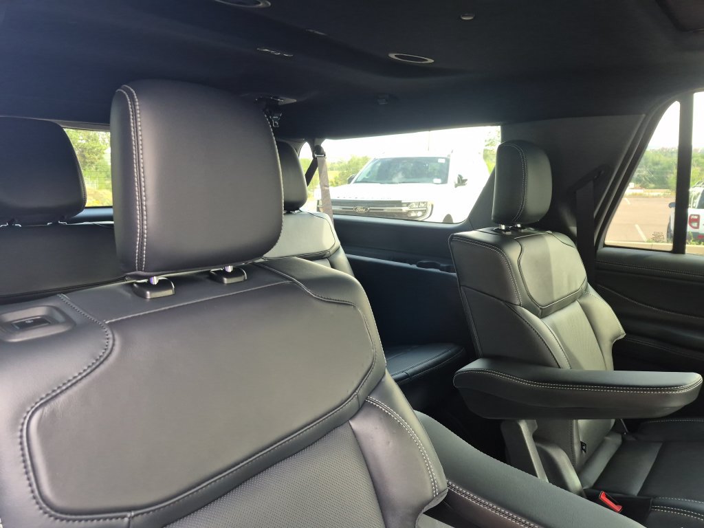 New 2027 Ford Expedition Max Platinum w/ Stealth Performance Package AWD/4WD image 25