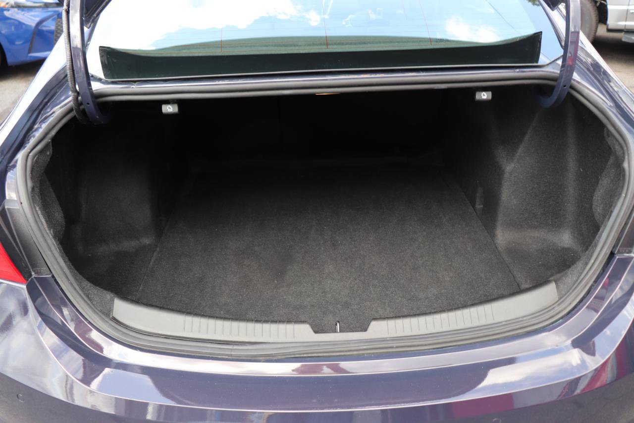 Used 2025 Chevrolet Malibu LT FWD image 44