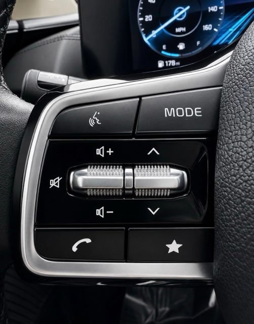 Used 2024 Kia Carnival SX Prestige FWD image 43