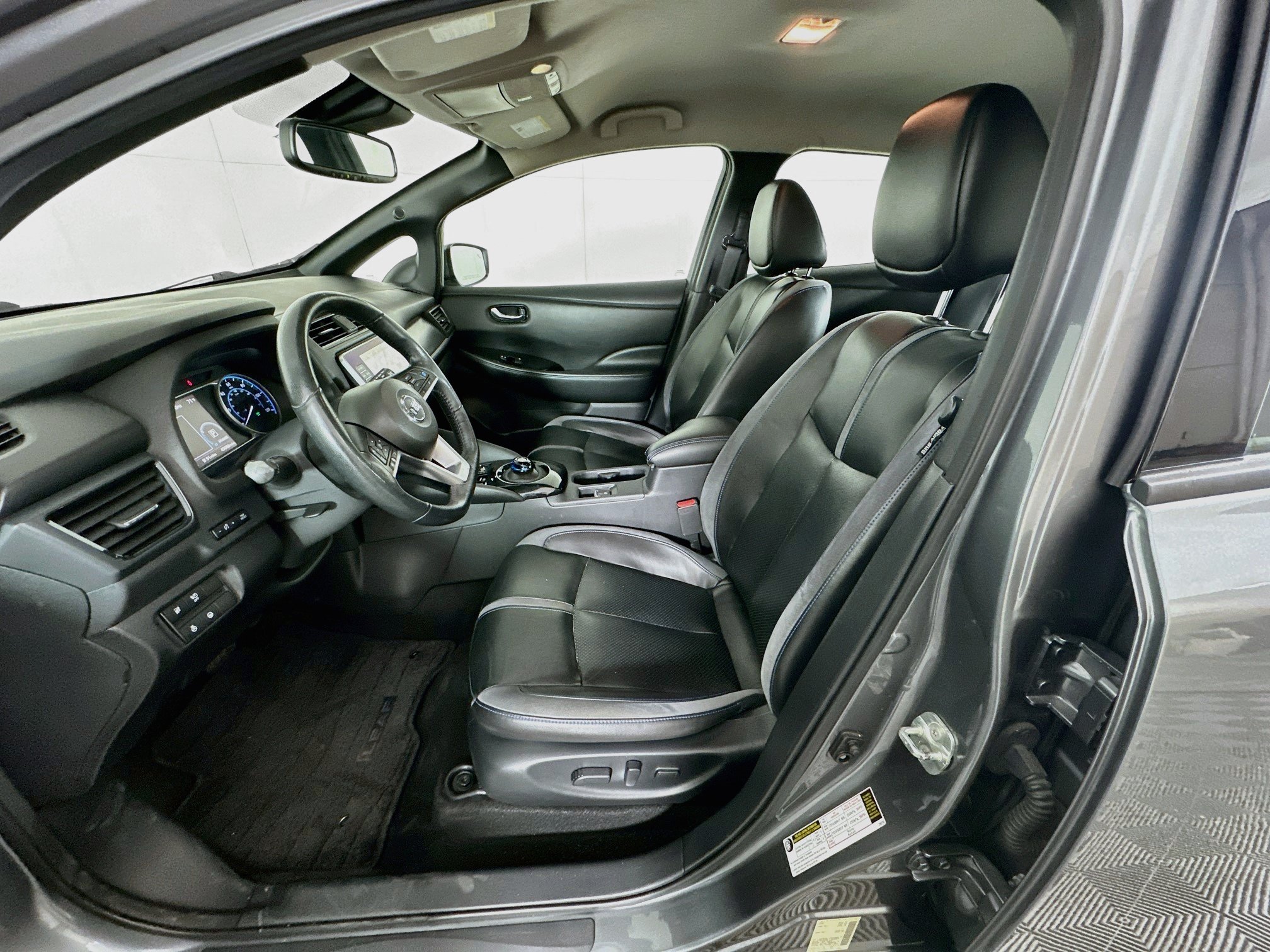 Used 2019 Nissan Leaf SL Plus w/ Protection Package FWD image 13