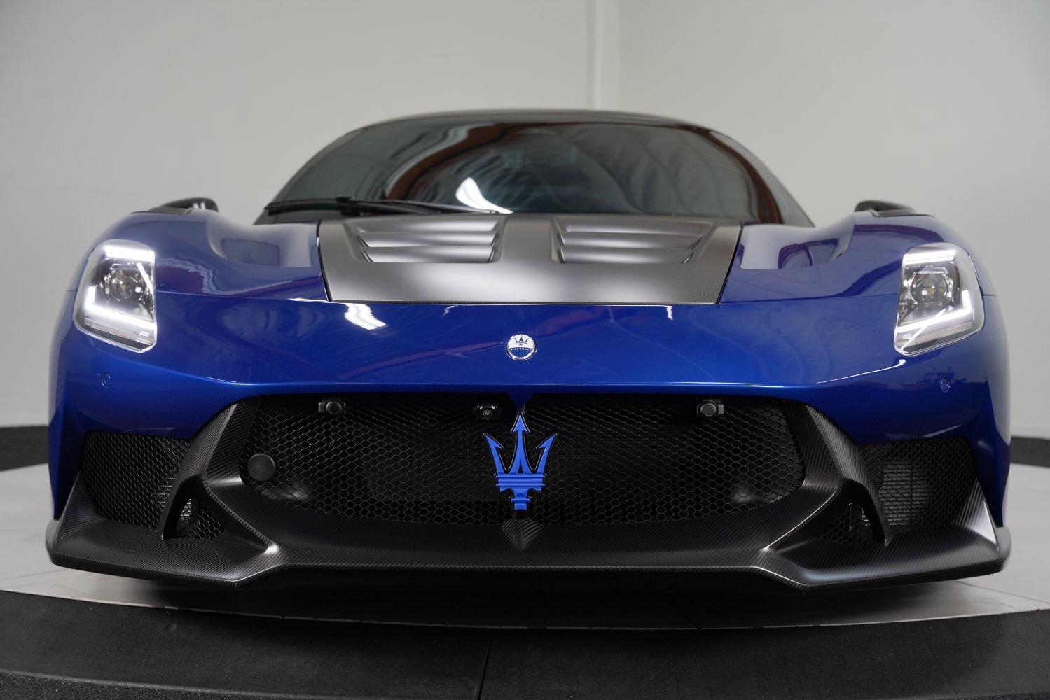 Used 2025 Maserati MC20 GT2 Stradale RWD image 16