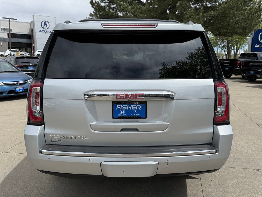 Used 2016 GMC Yukon XL Denali w/ Open Road Package AWD/4WD image 5