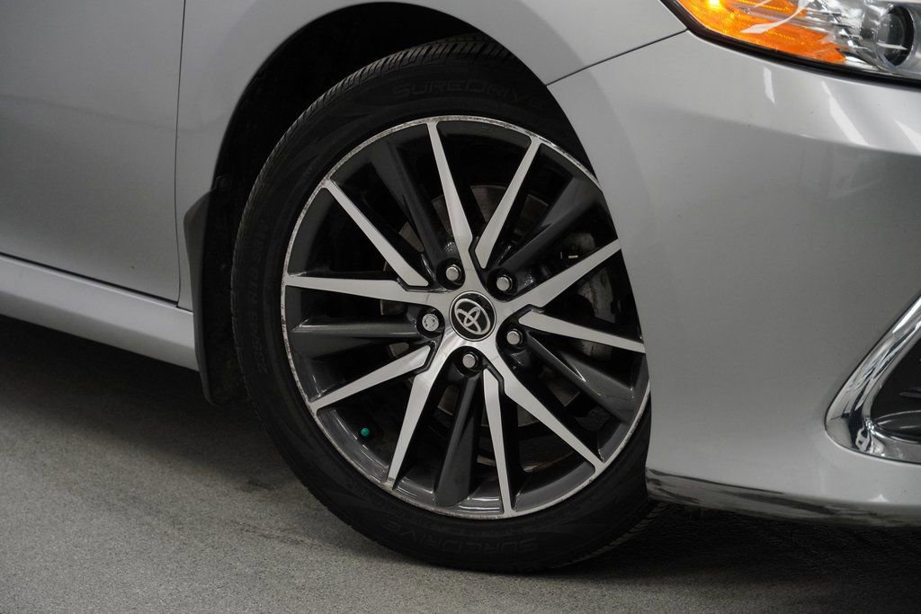 Used 2023 Toyota Camry XLE w/ Cold Weather Package video 4