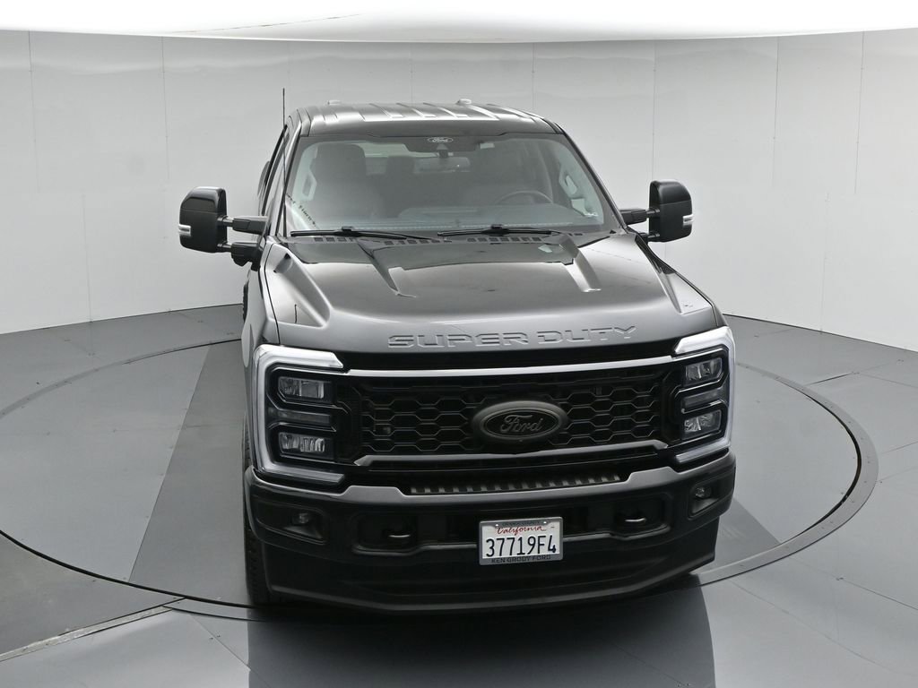 Used 2025 Ford F350 Lariat w/ Black Appearance Package AWD/4WD image 42