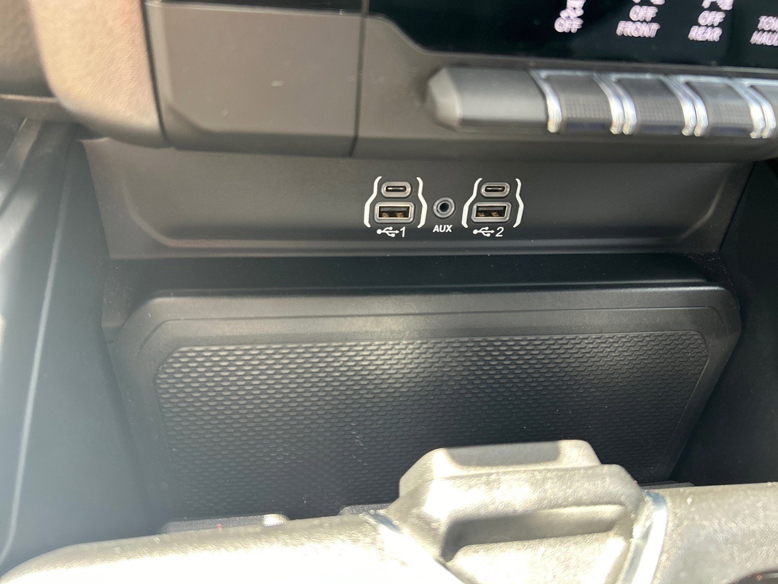 Used 2025 RAM 1500 Big Horn AWD/4WD image 13