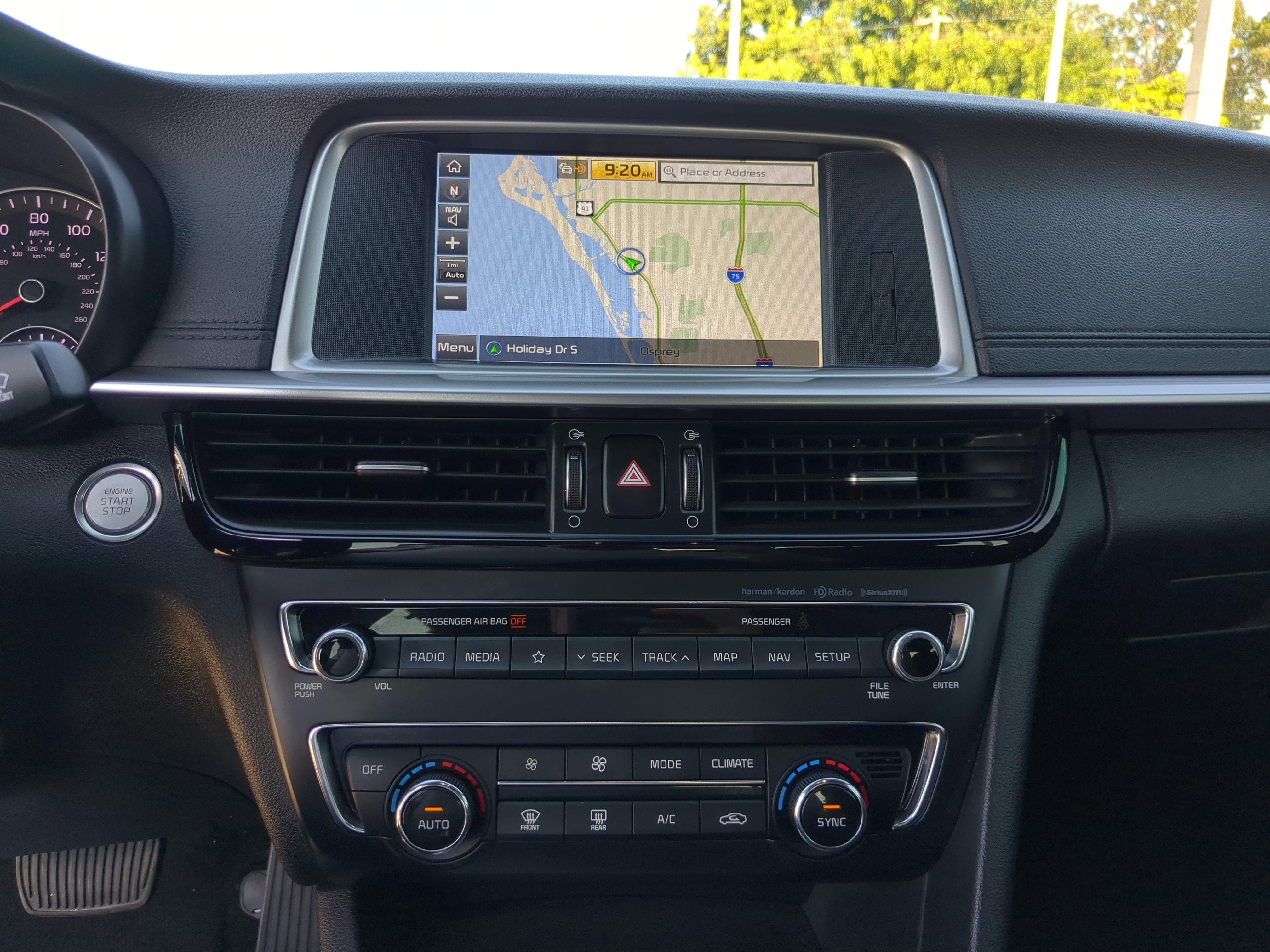 Certified 2019 Kia Optima SX w/ SX Limited (Black) Package image 20