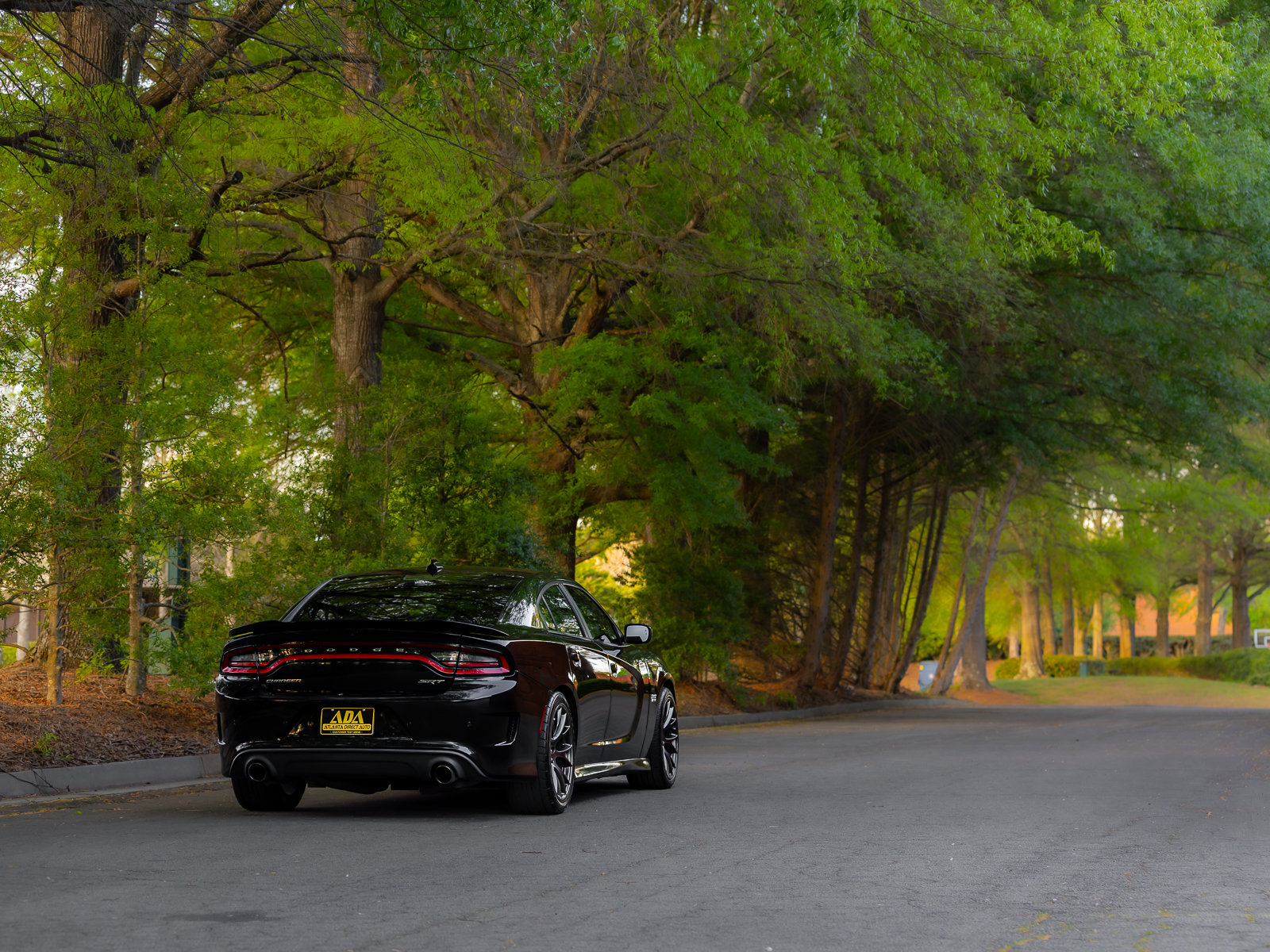Used 2016 Dodge Charger SRT w/ Harman/Kardon Audio Group image 40