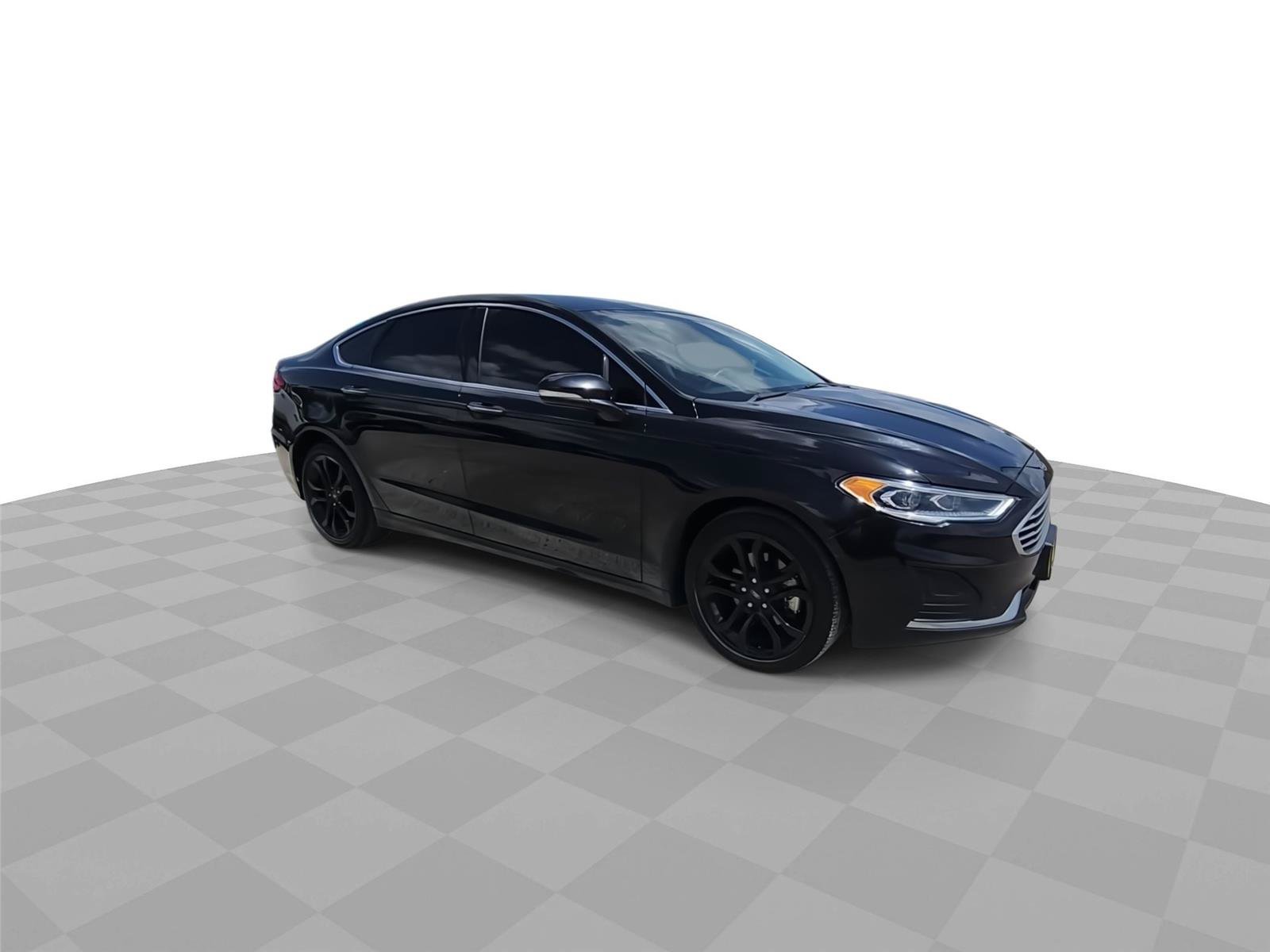 Used 2019 Ford Fusion SEL FWD image 2