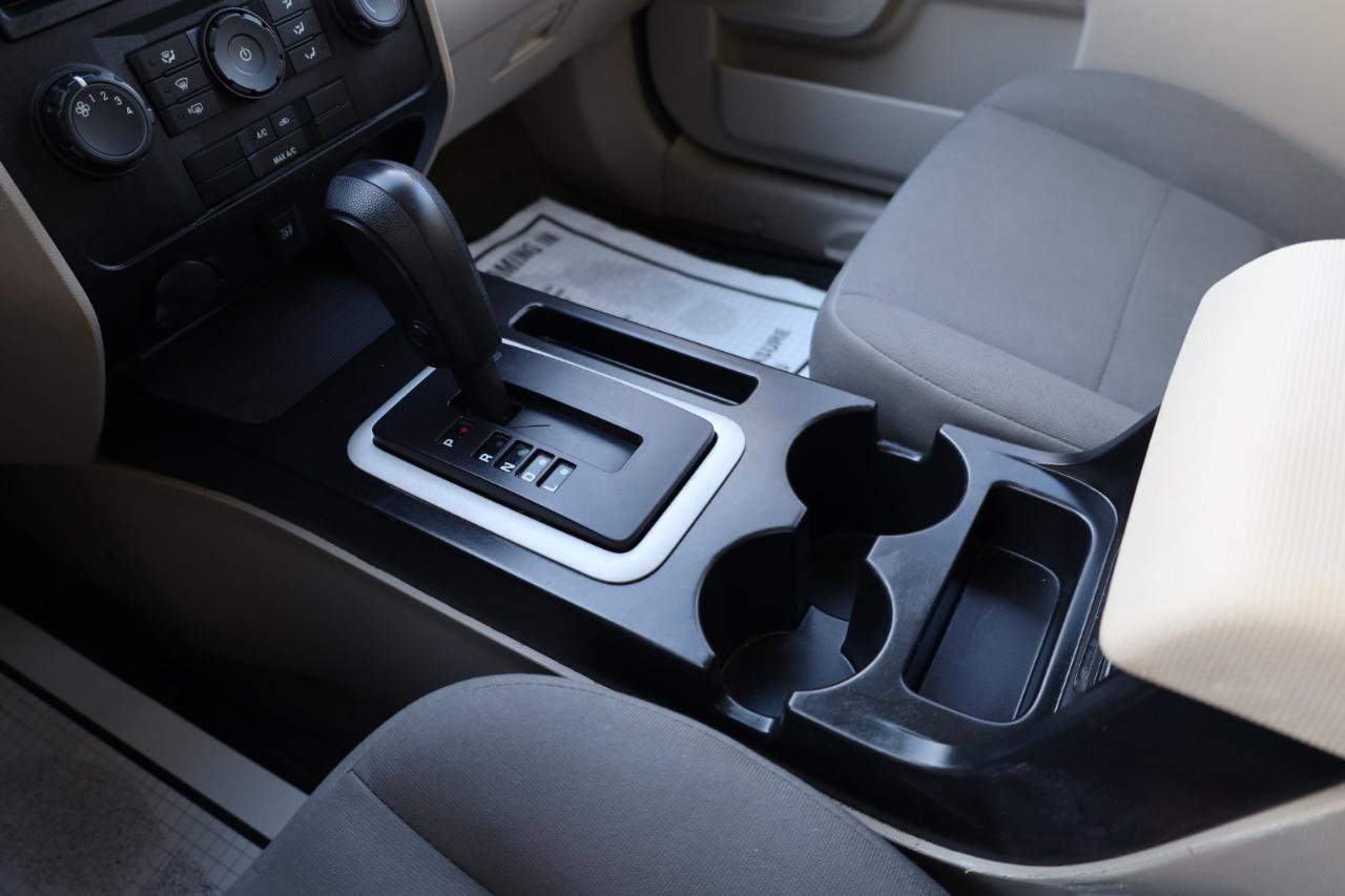 Used 2011 Ford Escape XLS w/ 101A Rapid Spec Order Code FWD image 11