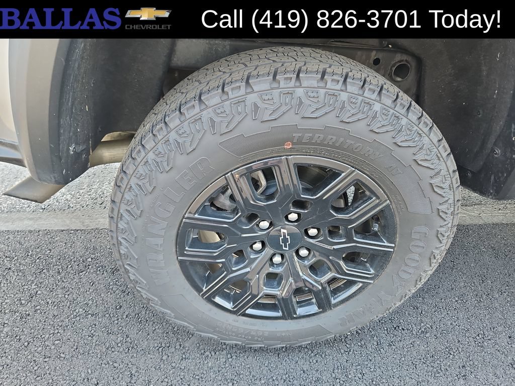 Certified 2024 Chevrolet Colorado Trail Boss w/ Advanced Trailering Package AWD/4WD image 30