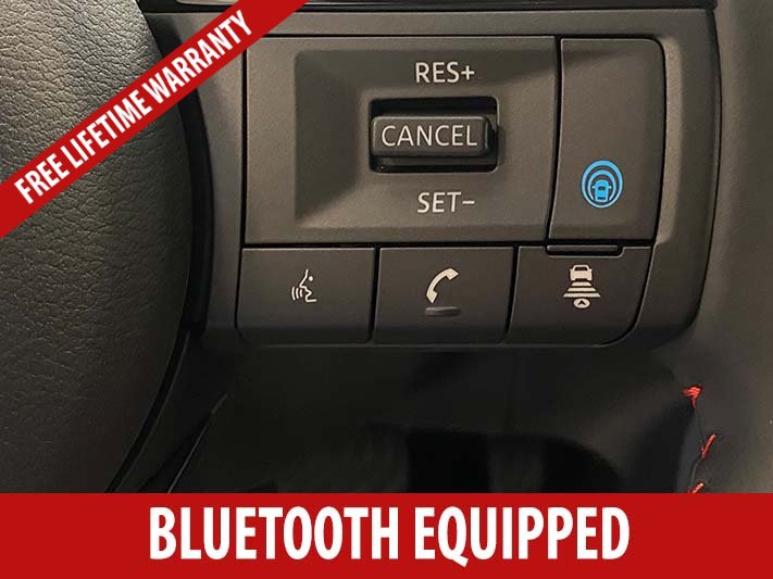 New 2026 Nissan Kicks SR w/ Cold Weather Package FWD image 9