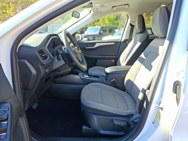 Used 2022 Ford Escape SE image 16