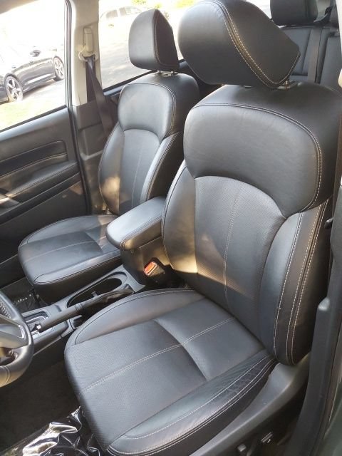 Used 2017 Subaru Forester 2.5i Touring AWD/4WD image 13