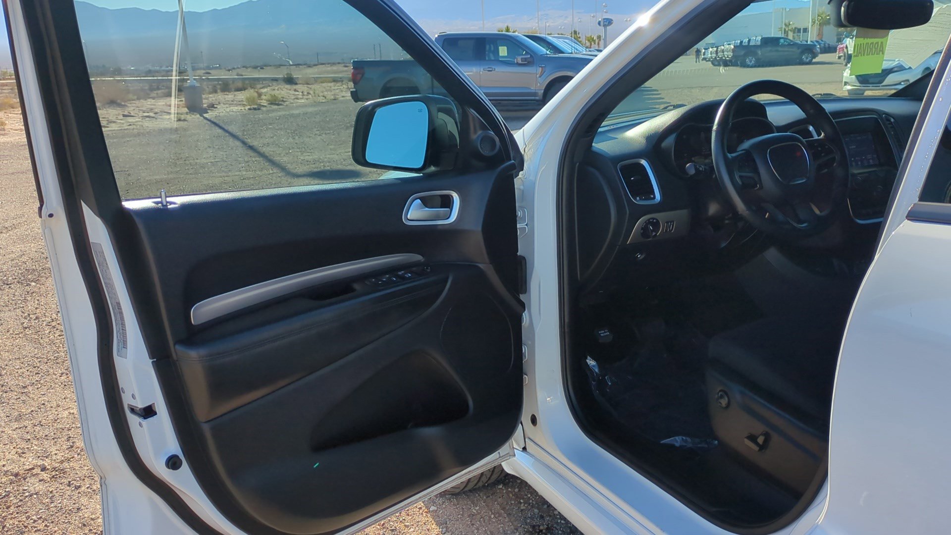 Used 2019 Dodge Durango SXT image 11