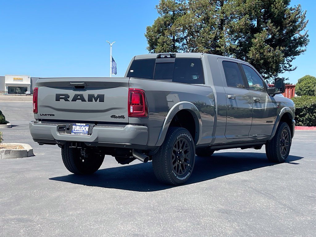 New 2026 RAM 2500 Limited AWD/4WD image 4
