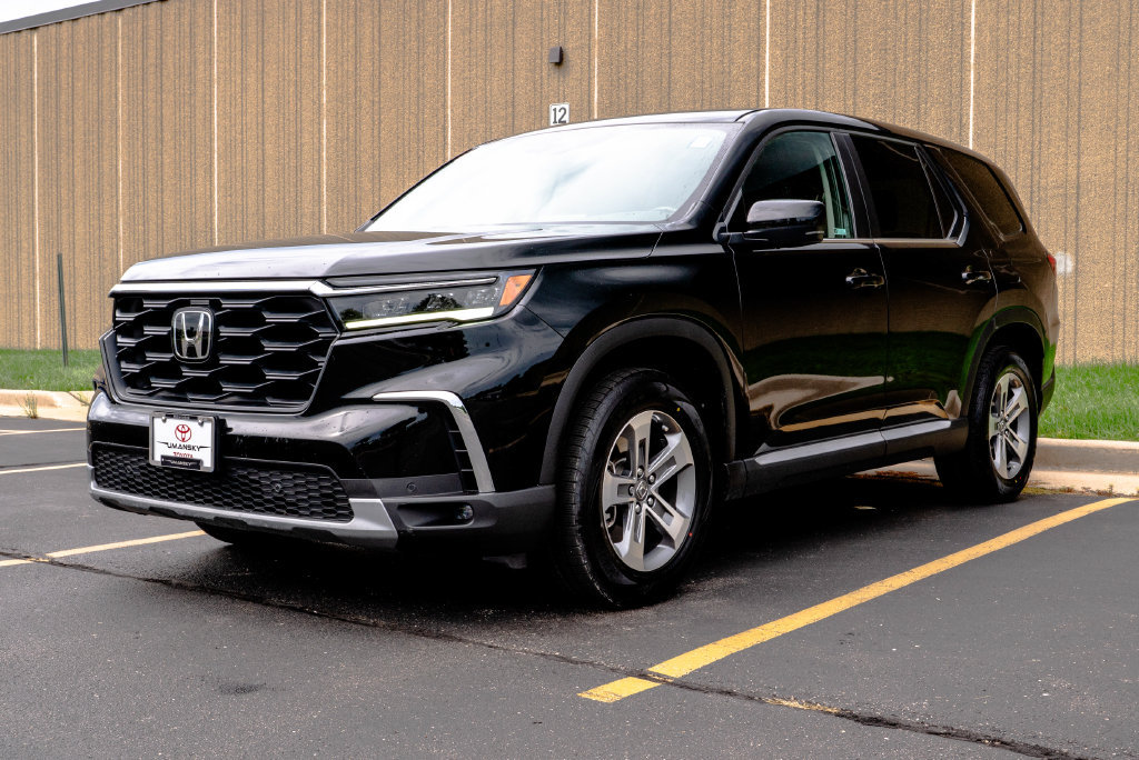 Used 2023 Honda Pilot EX-L image 4