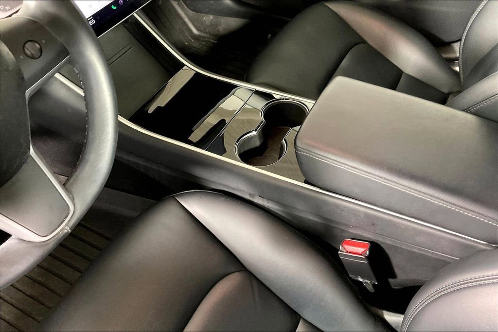 Used 2018 Tesla Model 3 Mid Range RWD image 17