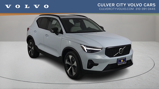 Certified 2026 Volvo XC40 B5 Plus w/ Protection Package Premier