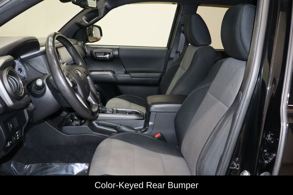 Used 2021 Toyota Tacoma TRD Off-Road w/ Technology Package image 15