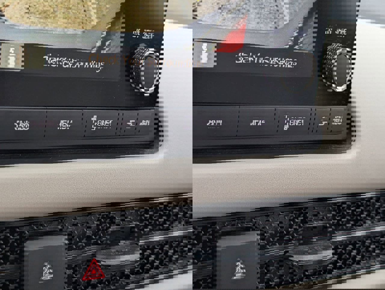 Used 2023 Honda HR-V LX image 16