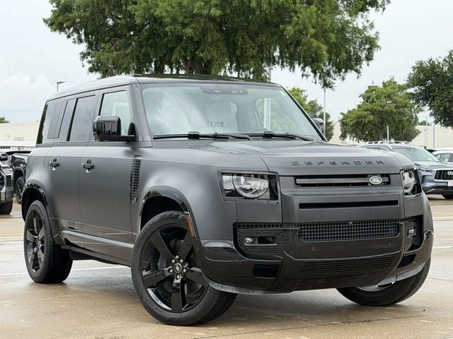 Used 2025 Land Rover Defender 110 X-Dynamic SE AWD/4WD image 2