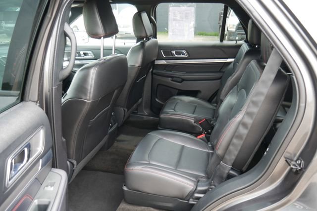Used 2018 Ford Explorer Sport w/ Equipment Group 401A AWD/4WD image 27