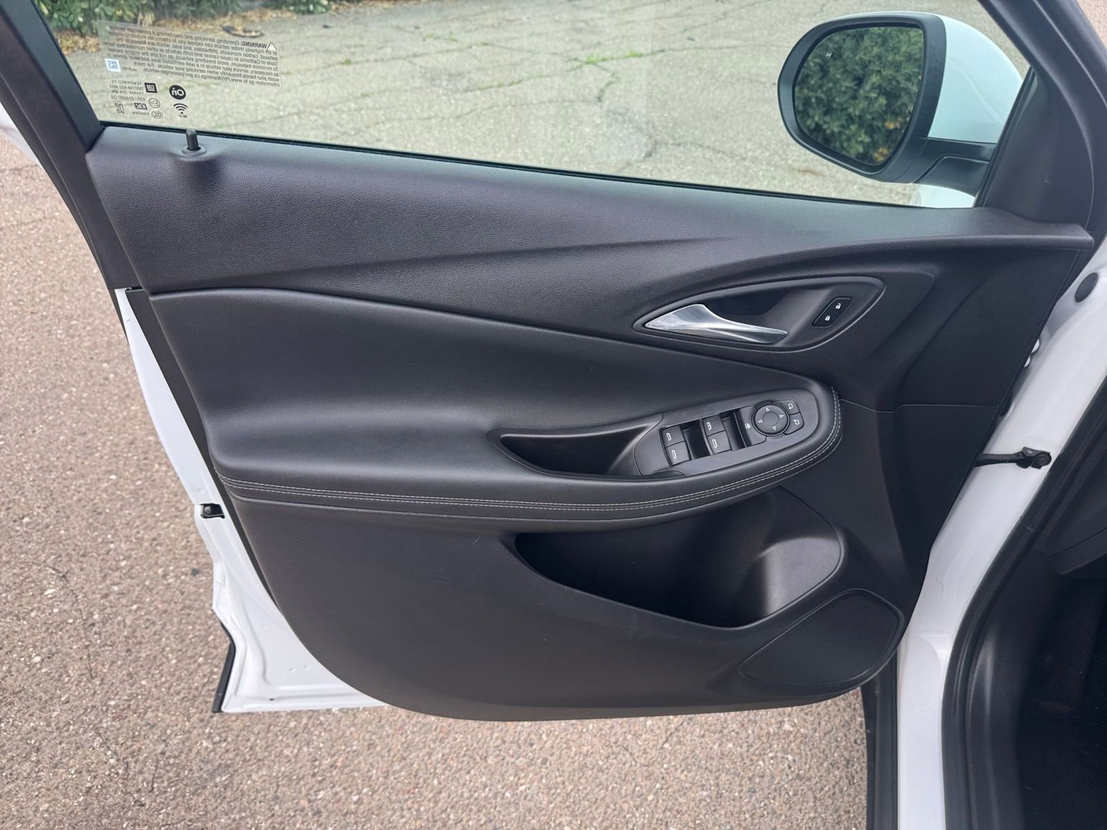 Used 2025 Buick Encore GX Preferred image 20