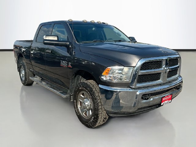 Used 2014 RAM 2500 Tradesman w/ Chrome Appearance Group AWD/4WD image 3